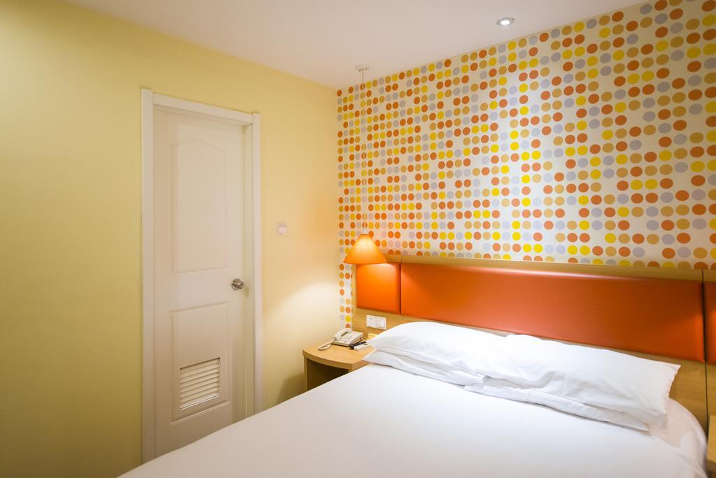 Home Inn Beijing Xiaoxitian Exterior photo